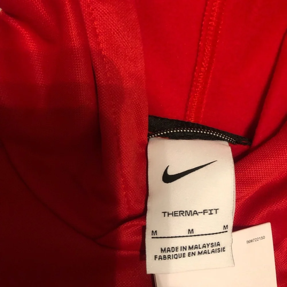 NWT NIKE THERMA-FIT HOODIE